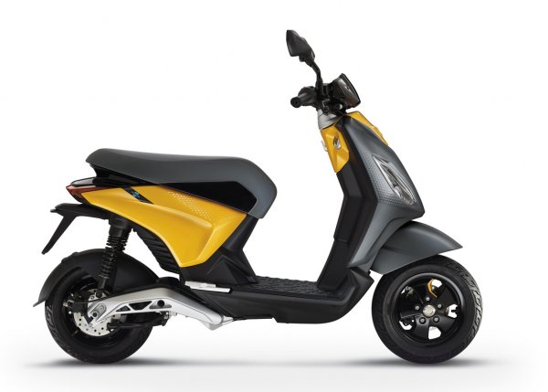 Piaggio 1 - elektrick&eacute; sk&uacute;try