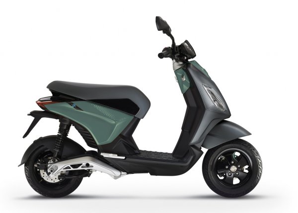 Piaggio 1 - elektrick&eacute; sk&uacute;try
